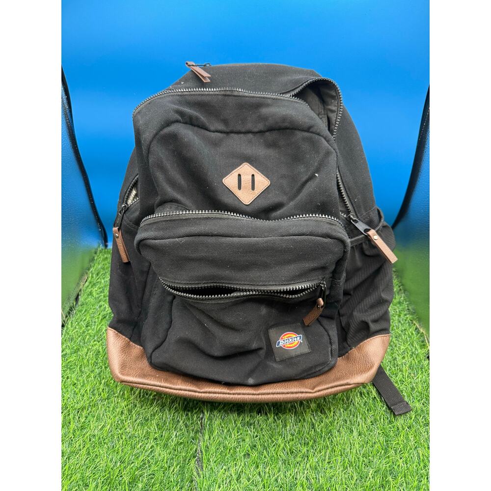 DickiesSignatureLightweight Backpack Black-Water Resistant-FitsLaptop